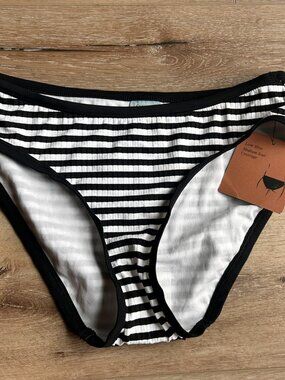 Women's Bikini Bottom XS NEW Striped Shade & Shore Target Ribbed